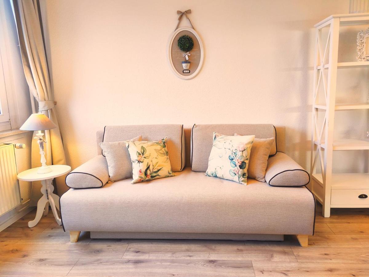 Romantic Style Apartment Berlin Alexanderplatz, Berlin